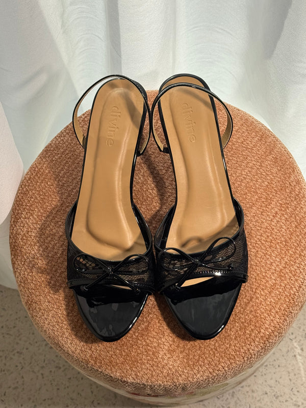 Lace Heels Size 4