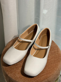 Mary Janey Glossy White Size 4